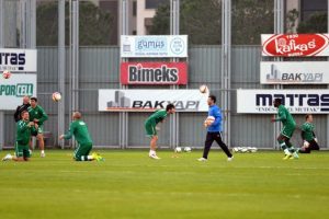 Bursaspor, Akhisar Belediyespor'a bileniyor