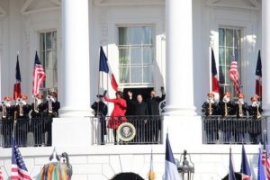 Hollande Amerika ziyaretine yalnız gitti