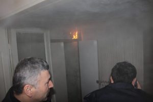&Ccedil;arşı esnafının yangın paniği!