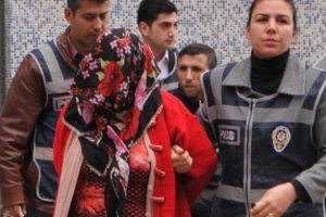 İlişki yaşadığı kayınbiraderini &ouml;ld&uuml;ren yengeye &ouml;m&uuml;r boyu istemi