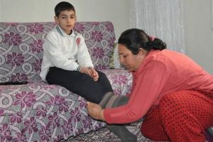 Kendi b&uuml;y&uuml;d&uuml;k&ccedil;e ayakları da b&uuml;y&uuml;yor