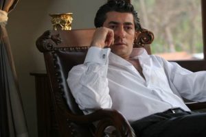 Erkan Petekkaya'ya su&ccedil; duyurusu