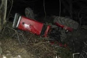 Trakt&ouml;r oyun parkına girdi: 1 &ouml;l&uuml;, 3 yaralı
