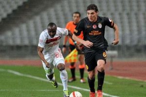Galatasaray ilk yarıyı gols&uuml;z ge&ccedil;ti