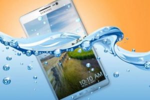 Galaxy S5'in fiyatı &uuml;&ccedil; ay sonra d&uuml;şecek