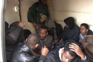 Boğaz K&ouml;pr&uuml;s&uuml;'nde ka&ccedil;ak g&ouml;&ccedil;men operasyonu