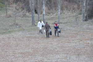 K&ouml;peklerin kavgası baba ile oğlunun sonu oldu