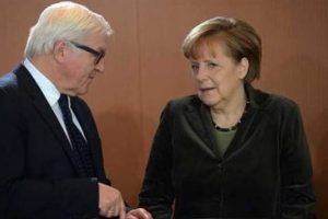 Merkel h&uuml;k&uuml;metinde '&ccedil;ocuk pornosu' krizi