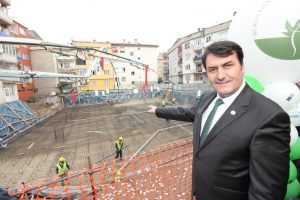 Osmangazi'nin en b&uuml;y&uuml;k otoparkının temelleri atıldı