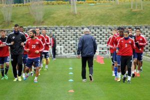 Kasımpaşa Fenerbah&ccedil;e ma&ccedil;ı hazırlıklarını s&uuml;rd&uuml;r&uuml;yor