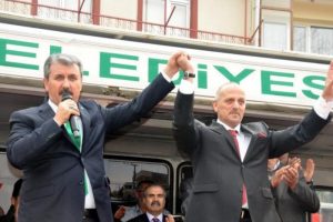 "B&uuml;t&uuml;n cemaatlere kapımız a&ccedil;ık"
