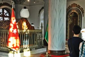 Bursa tarihe canlı tanıklık ediyor