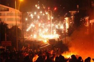 İzinsiz g&ouml;steri operasyonu
