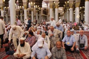 Alevi dedeleri ve Bektaşi babaları Medine'de