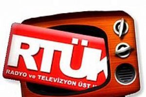 RT&Uuml;K'e b&uuml;y&uuml;k ceza! Bakan a&ccedil;ıkladı...