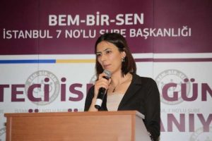 "O g&uuml;nler"i hatırlayınca g&ouml;zyaşlarını tutamadı