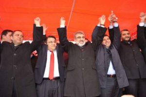 Taner Yıldız partisinin se&ccedil;im b&uuml;rosunu a&ccedil;tı