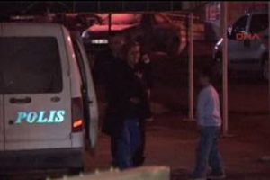 Şiddet g&ouml;ren kadın ayakta zor durdu