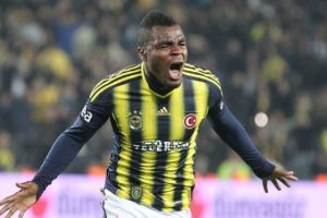 Emenike'nin kenara gelmesi bile yetti!