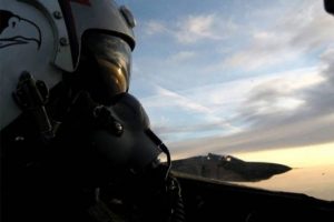 Yasa y&uuml;r&uuml;rl&uuml;ğe girmeden 74 pilot istifa etti