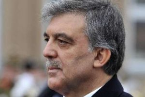 Cumhurbaşkanı G&uuml;l'den Macar iş adamlarına davet