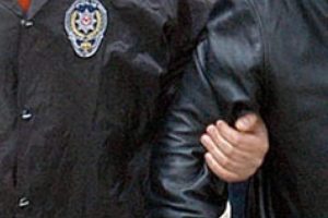 İzmir'de 16 ka&ccedil;ağın yakalandığı belirtildi