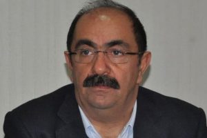 G&uuml;rb&uuml;z &Ccedil;apan adaylıktan &ccedil;ekildi