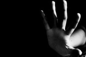 Bakandan "koruma altında tecav&uuml;ze" a&ccedil;ıklama
