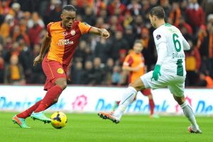 Bursaspor topu rakiplerine bıraktı!