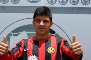 Fener'den G.Saray ve Beşiktaş'a &ccedil;alım
