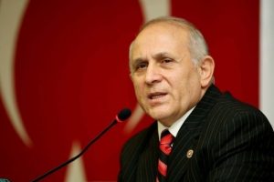 CHP'nin AYM'ye gitmesinin hukuk tarihinde yeri yok