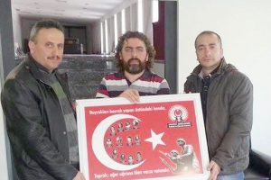 Şehit ailelerinden teşekk&uuml;r ziyareti