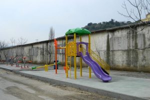 Yeni mahalle &ccedil;ocuk parkına kavuştu