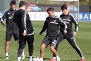 Beşiktaş derbi hazırlıklarını s&uuml;rd&uuml;r&uuml;yor