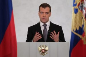 Ukrayna h&uuml;k&uuml;meti g&ouml;revinin başında olmalı