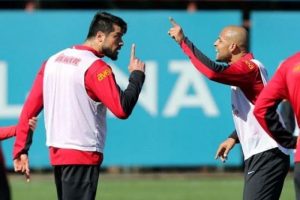 "Bizim tek kavgamız Galatasaray'dır"