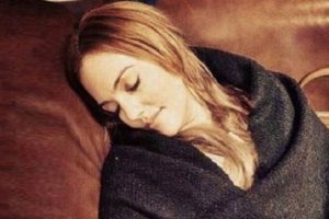 Meryem Uzerli'den doğum sonrası ilk fotoğraf