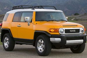 Toyota 13 bin arabasını geri &ccedil;ağırdı!