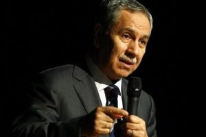 Arın&ccedil;: 'G&uuml;len'i iki kez ziyaret ettim'