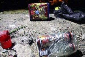 Ses bombası ve havai fişek ele ge&ccedil;irildi