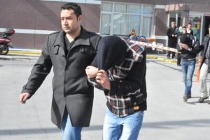 &Ccedil;aldıkları kasadan para &ccedil;ıkmadı
