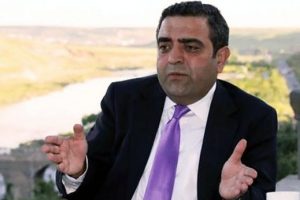 'Kimler ses kayıtları var diyerek hangi işadamlarına gitmişlerdir?'