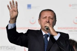 Menderes'e kurulan tuzakları bize de kuruyorlar