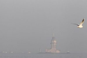 İstanbul Boğazı gemi trafiğine kapatıldı