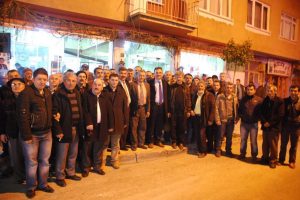 Eski Pazar Caddesi'nde Refik Yılmaz'a sevgi seli