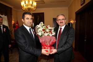 "Vergisini toplayamayan devletler istikrarı sağlayamazlar"