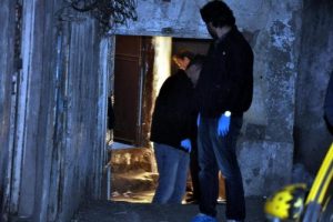 8 aylık hamile kadın evinde &ouml;l&uuml; bulundu