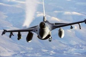 İsrail, L&uuml;bnan sınırını bombaladı