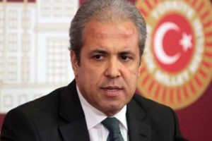 "İnanmak i&ccedil;in gerizekalı olmak gerek"