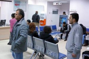 &Ouml;ğle yemeği 20 iş&ccedil;iyi zehirledi